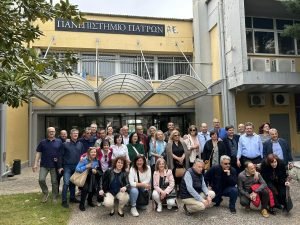 Read more about the article Αντάμωσαν ξανά μετά από 34 έτη οι φοιτητές που σπούδασαν Αγροτική Οικονομία στο Αγρίνιο