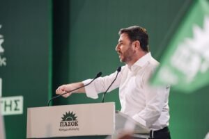 Read more about the article Ανδρουλάκης στη βουλή: Προτεραιότητα του ΠΑΣΟΚ η ενίσχυση της ντόπιας παραγωγής