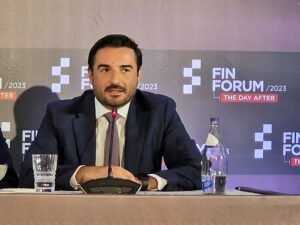 Read more about the article Η πράσινη ενέργεια μπορεί να γίνει η ατμομηχανή ανάπτυξης της ελληνικής οικονομίας