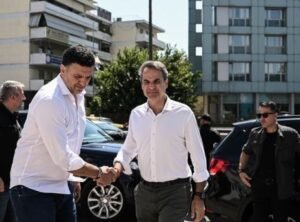 Read more about the article Αποδυνάμωσαν την ύπαιθρο, “σκότωσαν” την κτηνοτροφία, τώρα τρέχουν πάλι με τις φωτιές