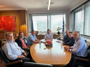 Read more about the article Προτάσεις για το ελαιόλαδο στη συνάντηση Αυγενάκη με τον Συνεταιρισμό Αστερουσίων