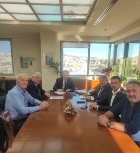 Read more about the article Συνάντηση Πασχαλίδη με τον υπουργό Περιβάλλοντος και Ενέργειας για την άρδευση