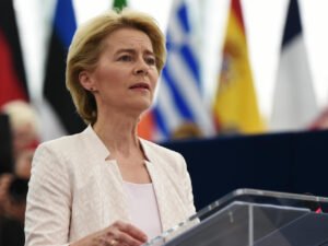 Read more about the article Παίρνει πίσω το νομοσχέδιο για περιορισμό χρήσης χημικών η Κομισιόν