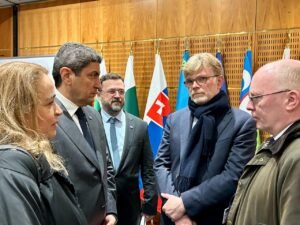 Read more about the article Αυγενάκης – Fesneau: Κοινά βήματα Ελλάδας – Γαλλίας με στόχο την αναθεώρηση της ΚΑΠ