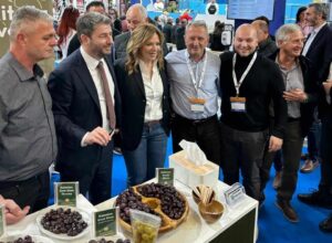 Read more about the article Το μήνυμα της Σταρακά από την FOOD EXPO