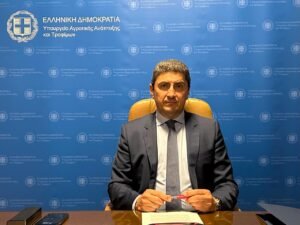 Read more about the article Αυγενάκης: Η Ελληνίδα αγρότισσα είναι η ψυχή της ελληνικής περιφέρειας