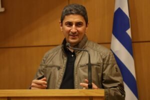 Read more about the article “Από τις 30 εισαγωγές βυτιοφόρων με γάλα, πέσαμε σε 4-5 την ημέρα”