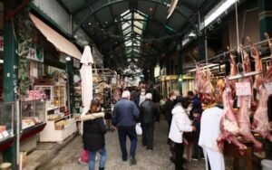 Read more about the article Δεν «βγαίνει» η τιμή των 10 ευρώ το κιλό, λένε οι κτηνοτρόφοι