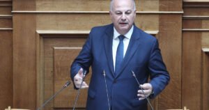 Read more about the article Ομαδικότητα από παλιούς και νέους στο ΥπΑΑΤ ζήτησε ο Τσιάρας