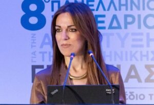 Read more about the article Η Έλλη Τσιφόρου νέα Γενική Γραμματέας των COPA-COGECA