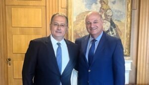 Read more about the article Προσπάθεια να πάρει ΠΟΠ το ακτινίδιο Άρτας