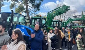 Read more about the article Με σύνθημα «Δεν έχω οξυγόνο» οι Κοζανίτες με 57 τρακτέρ στο δρόμο