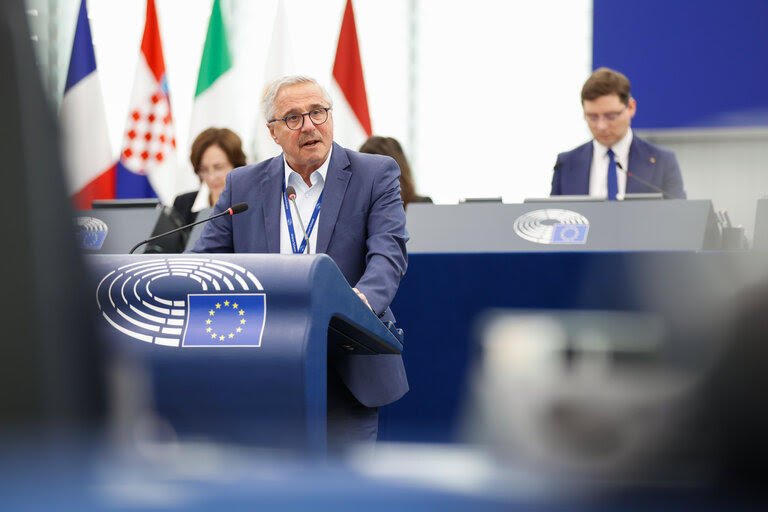 Read more about the article «Με καθυστέρηση 4 ετών ο Θαλάσσιος Χωροταξικός Σχεδιασμός»