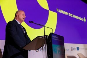 Read more about the article Τσιάρας στο 11ο Συνέδριο της ΓΑΙΑ Επιχειρείν: Η γεωργία του μέλλοντος χτίζεται τώρα
