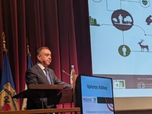 Read more about the article Νέα ενίσχυση ζωοτροφών για τον εγκλεισμό προανήγγειλε ο Κέλλας