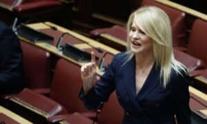 Read more about the article Στο έλεος του χαλαζιού οι αγρότες Πέλλας, Ημαθίας, λέει η Τζάκρη