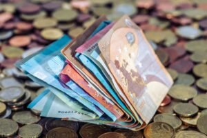 Read more about the article Alert καταβολών: Πληρωμές-μαμούθ σε χιλιάδες τραπεζικούς λογαριασμούς!