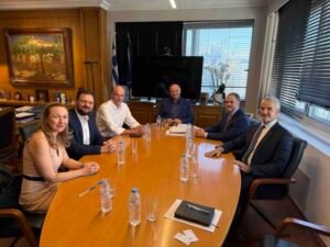 Read more about the article Τσιάρας με ΣΕΑΜ, συνάντηση για την εκμηχάνιση της γεωργίας