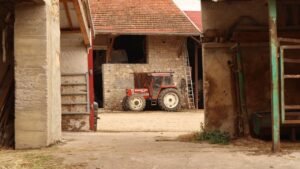 Read more about the article Πότε βλέπουν το χρώμα του χρήματος αγρότες και κτηνοτρόφοι
