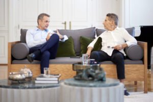 Read more about the article Μητσοτάκης: Θα αναζητήσουµε να πάρουµε χρήµατα πίσω, ξεκινώντας από τα “µεγάλα ψάρια”