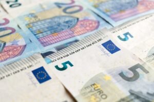 Read more about the article “Βροχή” από χρήμα μεταξύ 18-22 Αυγούστου, οι δικαιούχοι