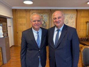 Read more about the article Πληρωμές βιολογικών, ΟΕΦ και Μητρώο στη συνάντηση Λαμπρόπουλου με Τσιάρα