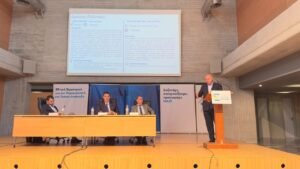 Read more about the article Έναρξη πληρωμών μέχρι τις 15 Οκτωβρίου βλέπει ο Τσιάρας