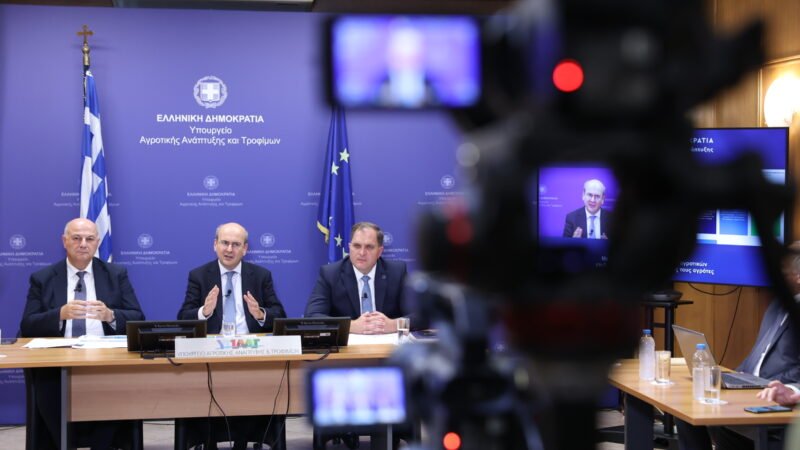 Πιτσιλής: Digital tagging στα αιγοπρόβατα - ΥπΑΑΤ: Αύριο η πληρωμή προκαταβολής της βασικής