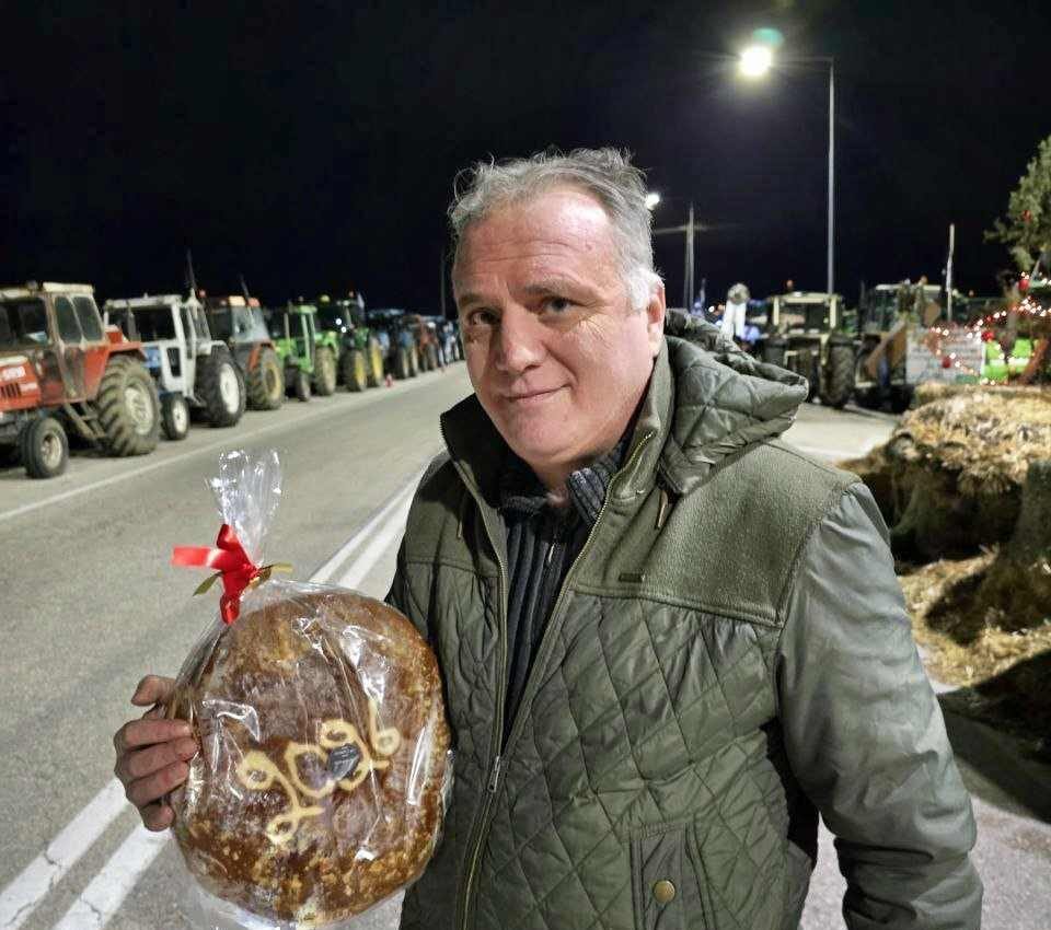 Read more about the article Για Πρωτοχρονιά στο πρώτο μπλόκο στο τελωνείο Ορμενίου ο Τσιομπανίδης