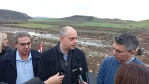 Read more about the article Καπετάνος με τον Υπουργό Υποδομών Χρίστο Δήμα στα Φάρσαλα