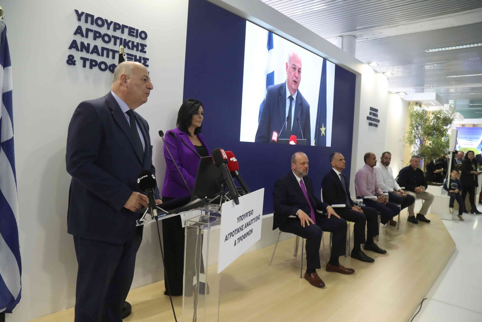 Read more about the article Τσιάρας: Μέσω προγράμματος Νέων Γεωργών διατέθηκαν πάνω από 1 δις ευρώ την τελευταία πενταετία