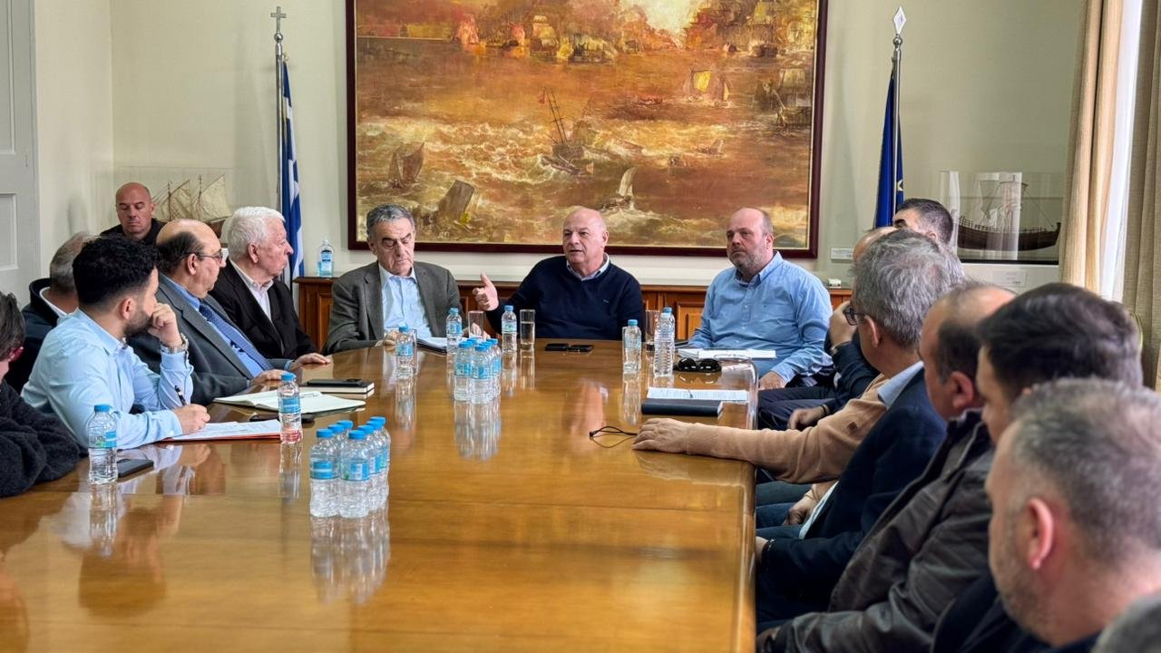 Read more about the article Μήνυμα στήριξης κτηνοτρόφων, τυροκόμων από Τσιάρα στη Λέσβο, τι είπε για τυχόν εμβολιασμό