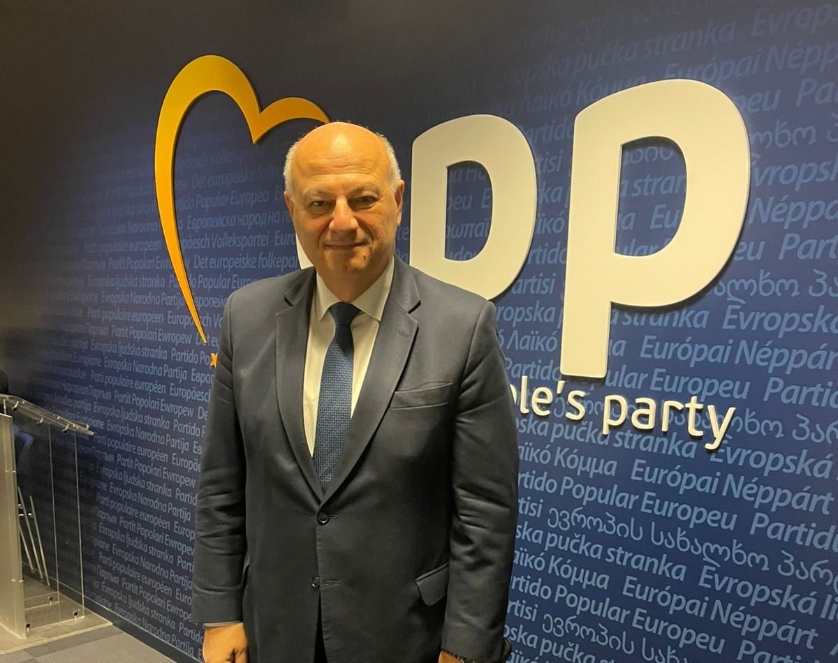 You are currently viewing Κώστας Τσιάρας: Αναγκαία η λήψη μέτρων από την ΕΕ για τη στήριξη των παραγωγών