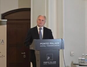 Read more about the article Υπεγράφη τροποποίηση της υπουργικής απόφασης για τη συνδεδεμένη ρυζιού