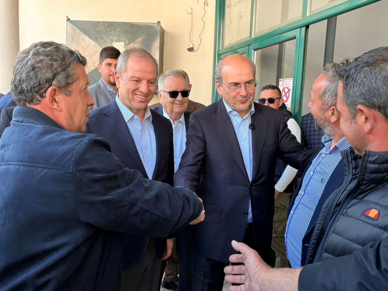 Read more about the article Δεσμεύσεις Χατζηδάκη για αποζημιώσεις παγετού και πληρωμές επιδοτήσεων