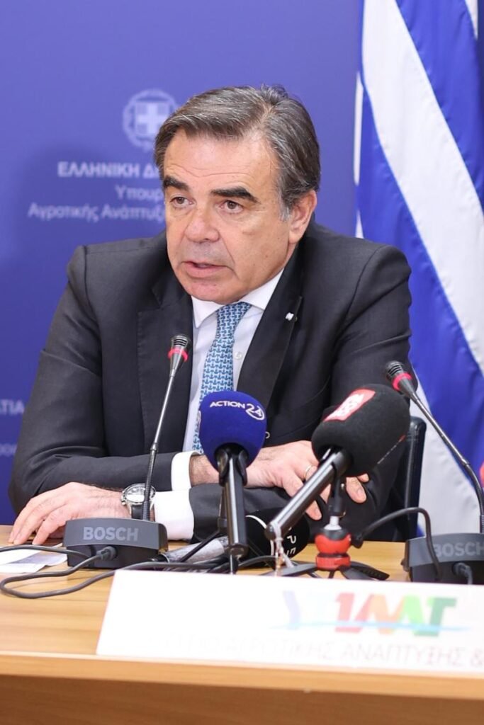 "Πρεμιέρα" Σχοινά ως ΥπΑΑΤ στις Βρυξέλλες