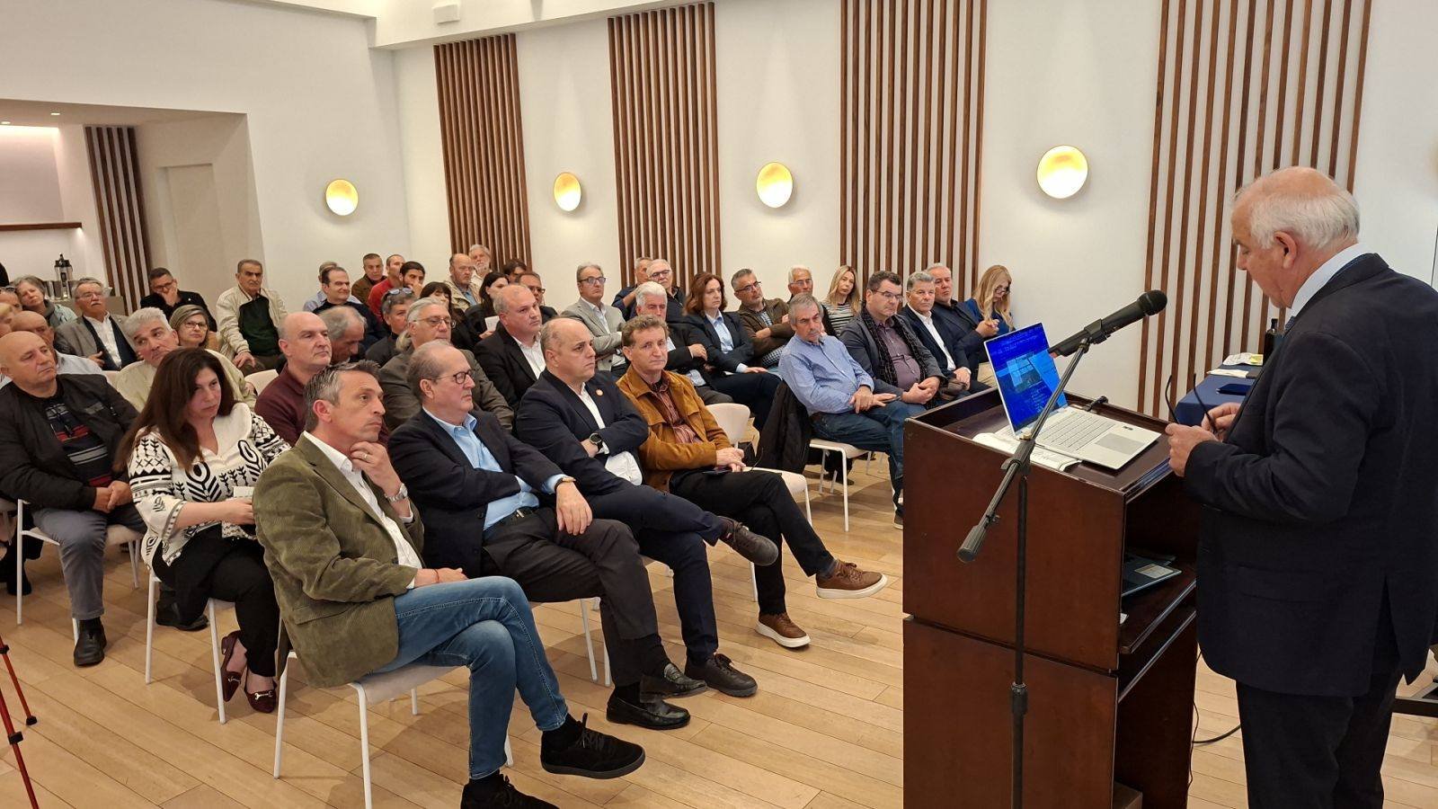 Read more about the article Με σημαντική προσέλευση ολοκληρώθηκε το 12ο Φεστιβάλ Ελαιολάδου & Επιτραπέζιας Ελιάς Καλαμάτας