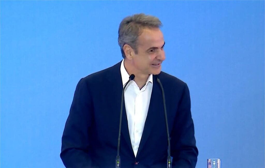 Μηδέν φόρο για εισοδήματα αγροτών ως 20.000 ευρώ και ανασύσταση κοπαδιών ανακοίνωσε ο Μητσοτάκης