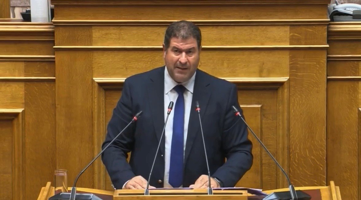 Read more about the article Περιφέρεια, Δημοκρατία και Δικαιοσύνη: Οι προτάσεις του Αθανάσιου Σταυρόπουλου για τη Συνταγματική Αναθεώρηση