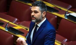 Read more about the article Σαρακιώτης: Οι “Νέοι Αγρότες” σε αναμονή, η κυβέρνηση υπονομεύει τον πρωτογενή τομέα και την ανανέωση της υπαίθρου